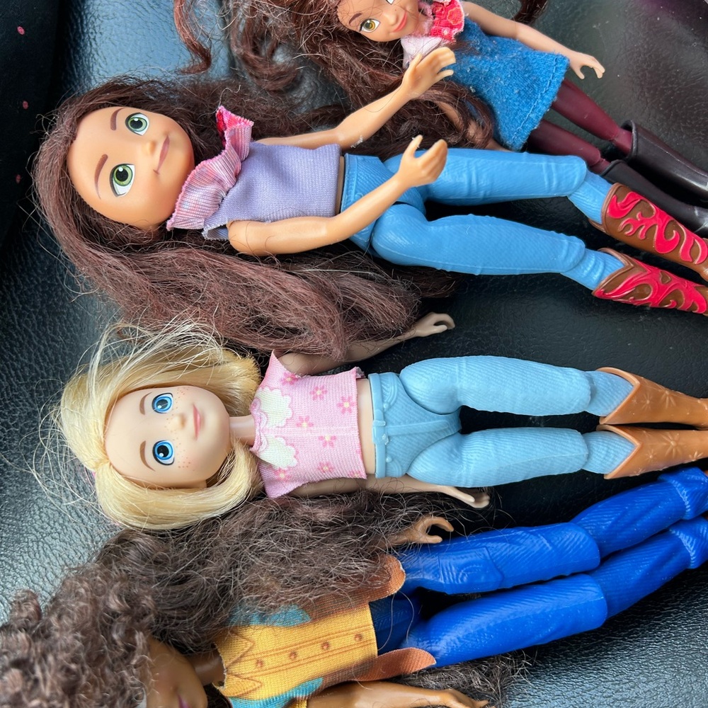 Spirit Riding Free dolls horse girls Fashionable Doll Set with Colorful Outfits